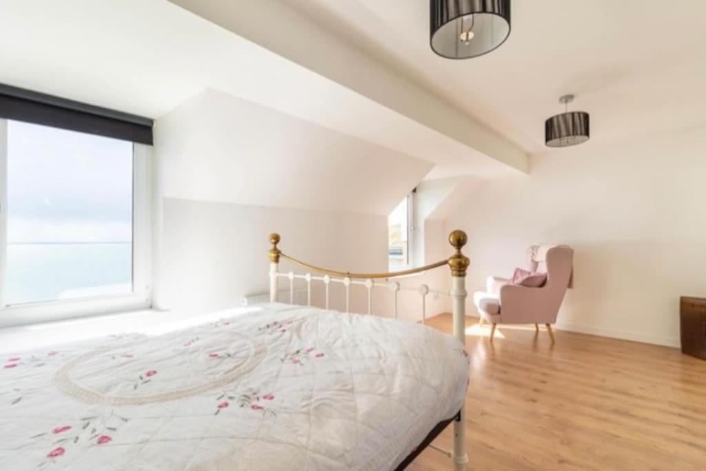 Apartment Haven-by-the-sea In Gourdon